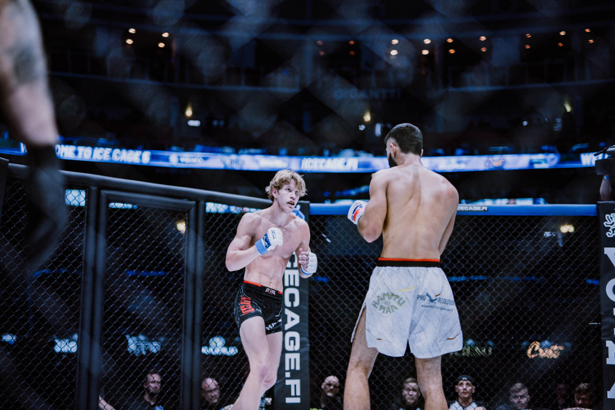 Verneri Hakkinen ottelun aikana